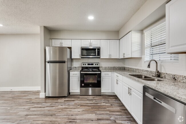 Renovated A1D - Stainless Steel - Bellevue at Spring Creek