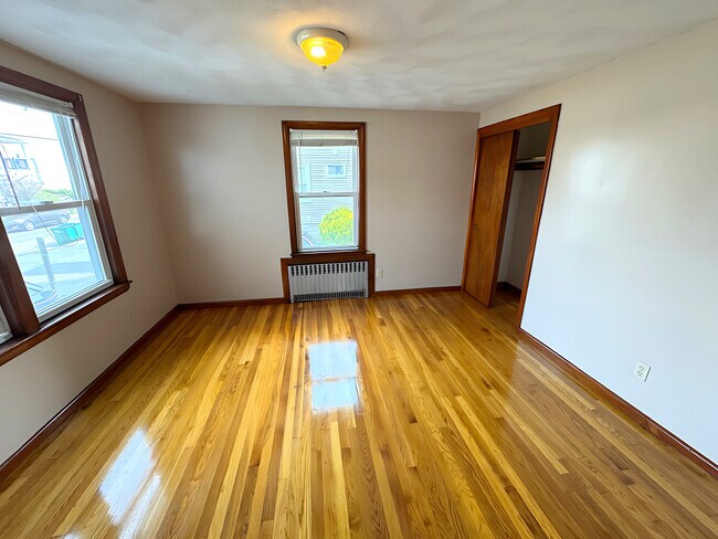 Foto del edificio - 47 Billings Ave