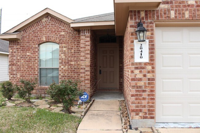 Foto del edificio - 20410 Shiloh Mist Ln