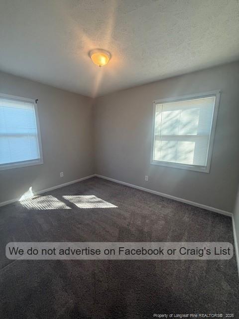 Foto del edificio - 4716 Bent Pine Dr