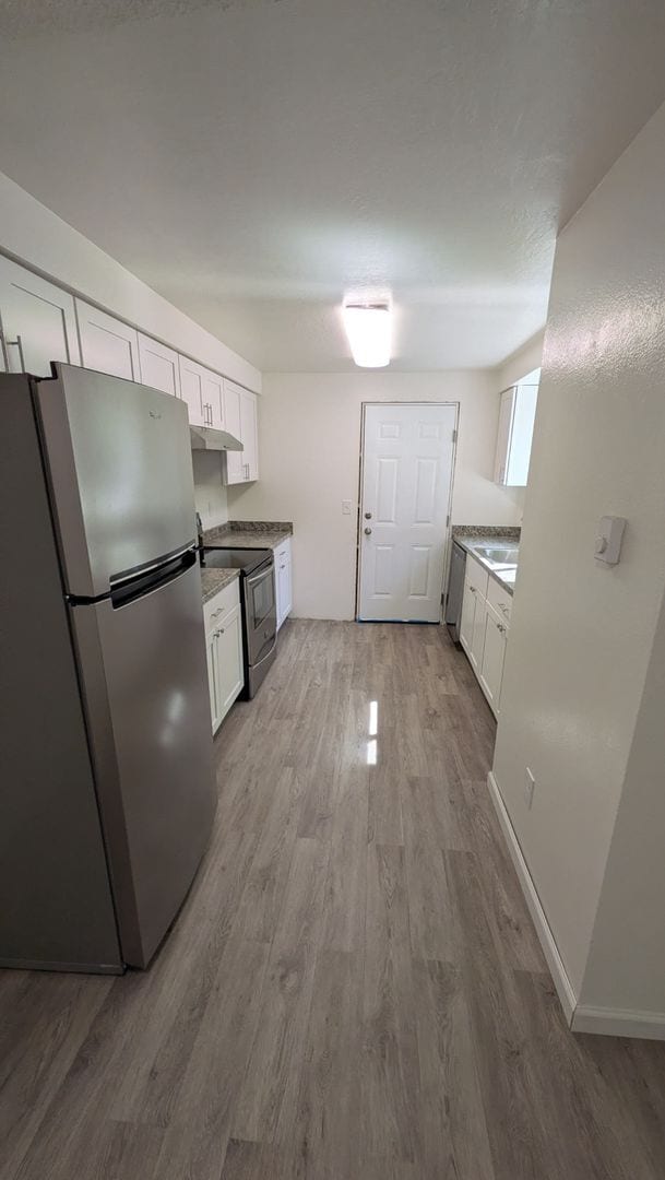Foto del edificio - Available Now! 2 bedroom and 1 bath duplex