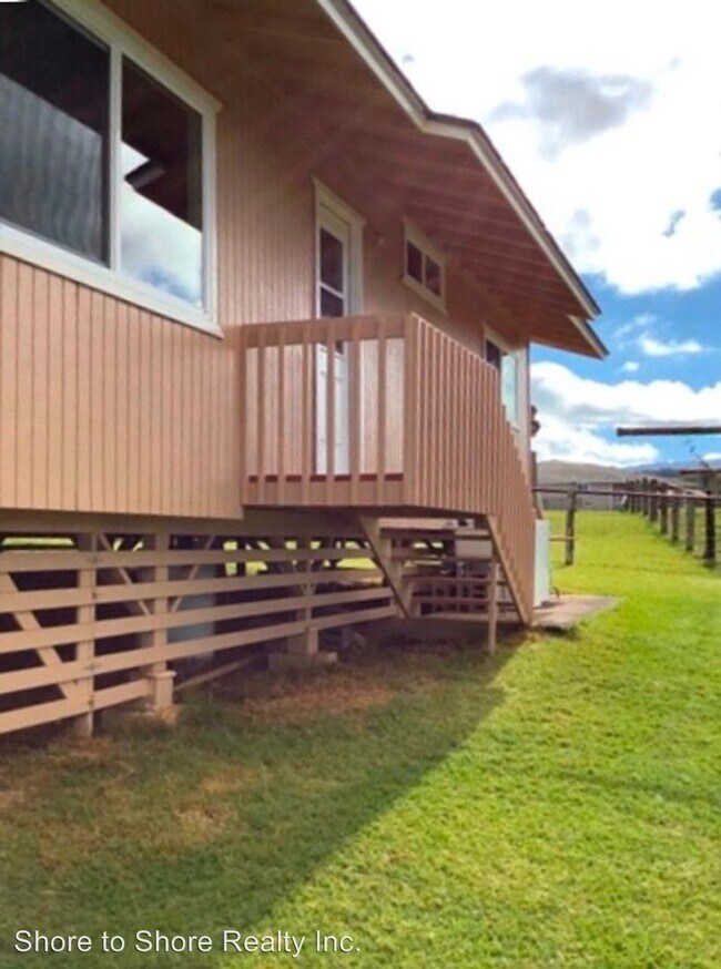 Building Photo - 2 br, 1 bath House - 221-A Hoomaha Road