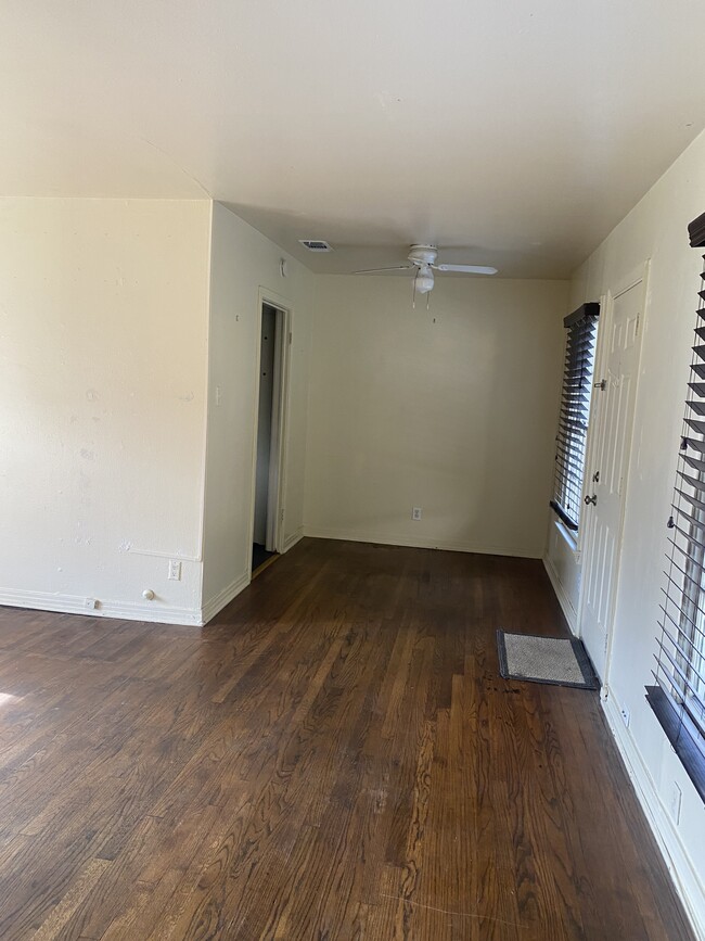 Building Photo - 5603 Winton St