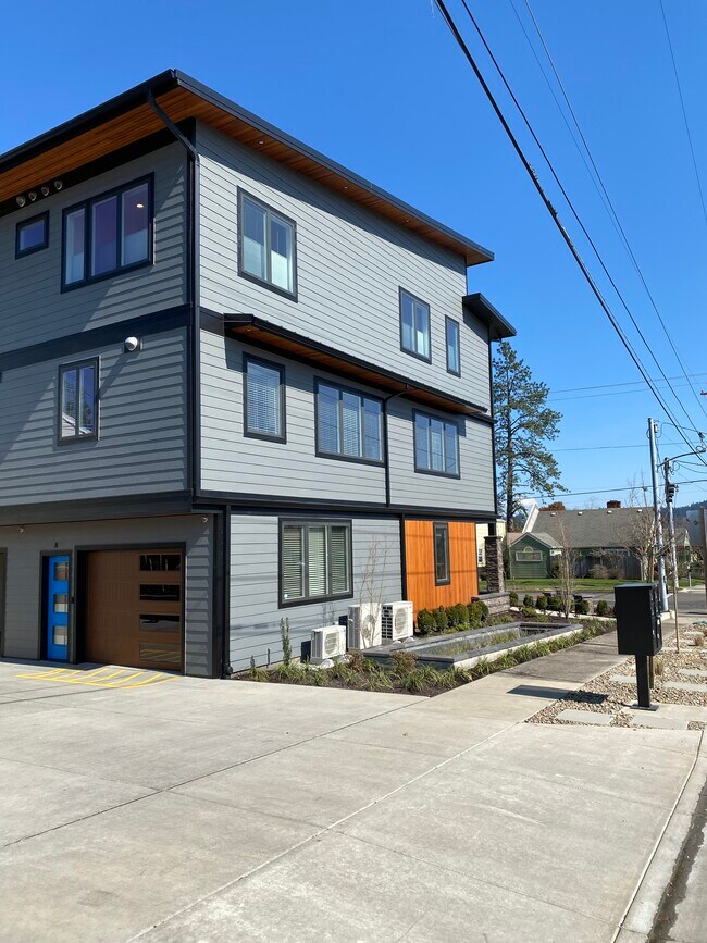 Foto del edificio - 2380 Willamette St