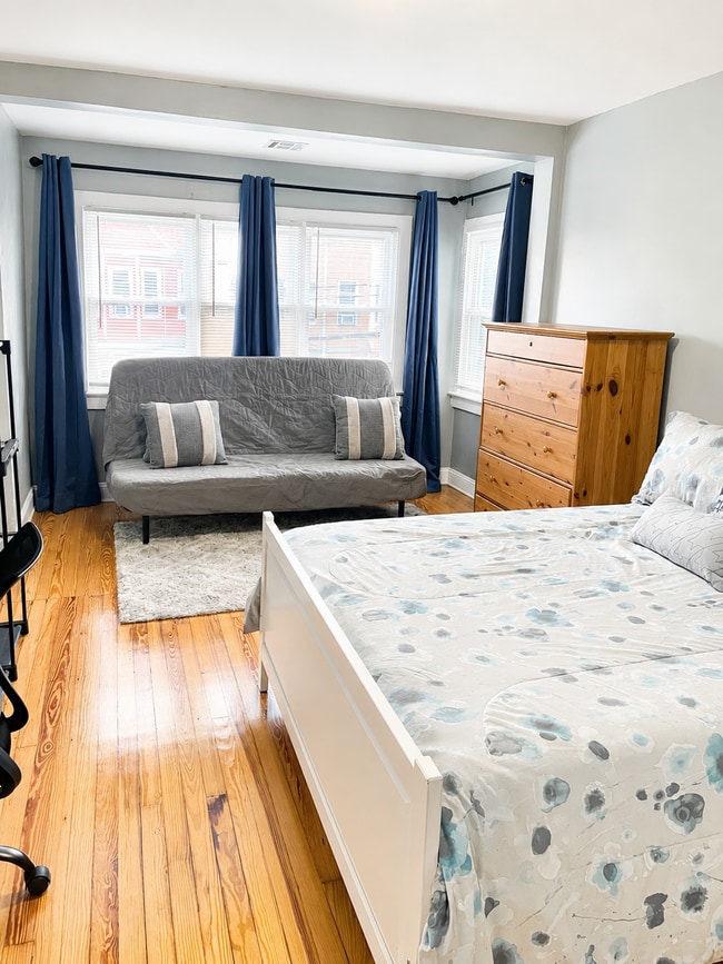 Photo - 92 Warner Ave (Jersey City, NJ) Apartments