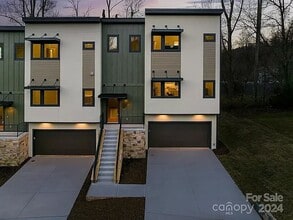 Building Photo - 15 Macallan Ln