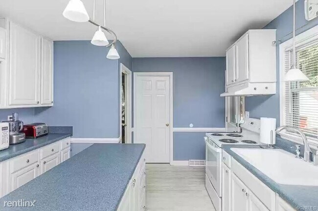 Building Photo - 3 br, 2 bath House - 3621 Old Creek Rd