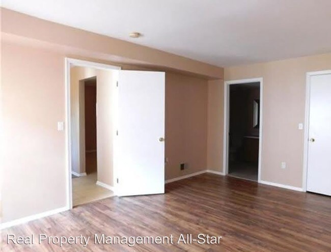 Foto del edificio - 2 br, 2 bath House - 307 Plymouth Road