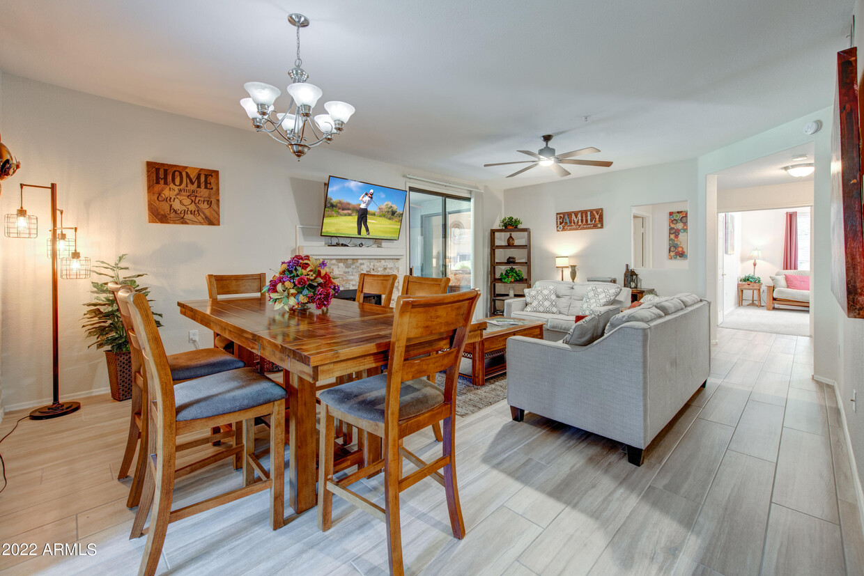 Foto principal - 15252 N 100th St