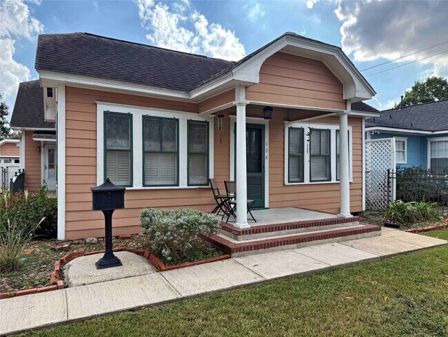 Foto del edificio - 604 E 17th St