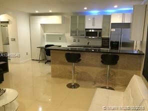 Foto principal - 6565 Santona St
