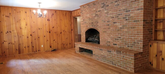 Building Photo - 59 Chippewa Dr