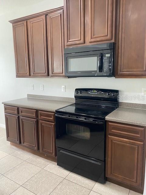 Foto del edificio - 6600 S Goldenrod Rd