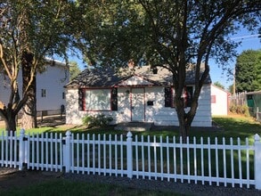 Building Photo - 6007 N Buffalo St