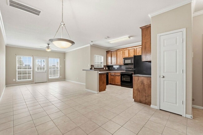 Building Photo - 4434 Mallow St