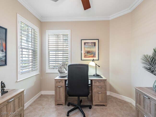 Foto del edificio - 2012 Tarpon Bay Dr N