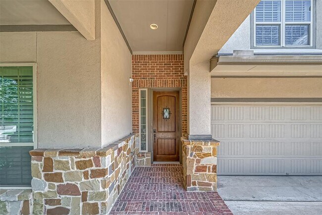 Building Photo - 1015 Arden Oaks Dr