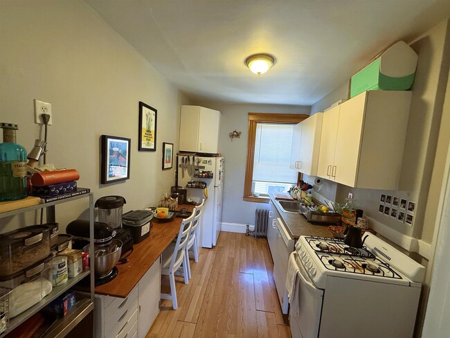 Building Photo - 89 Hancock St