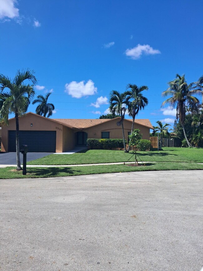 Foto del edificio - 9321 NW 43rd St