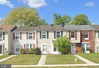 Building Photo - 69 Vanderbilt Ct