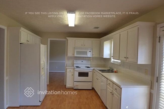 Building Photo - 4302 Glen Heights Way