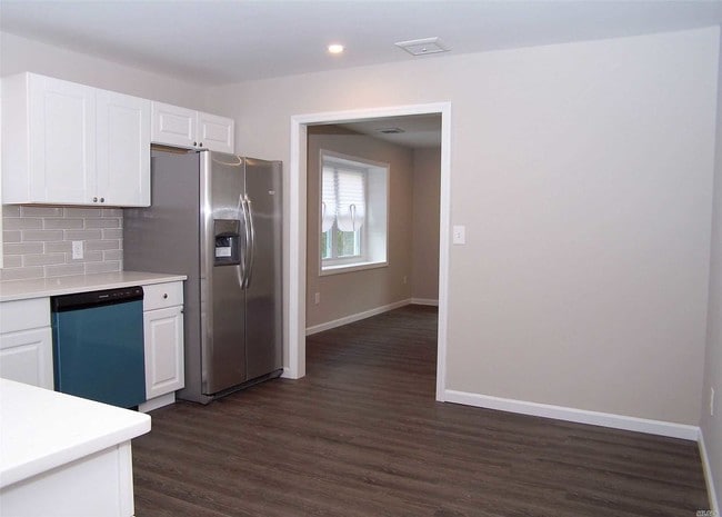 Building Photo - 87 Kay Rd