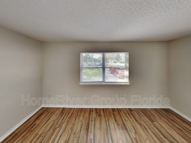 Building Photo - 1044 Brown St