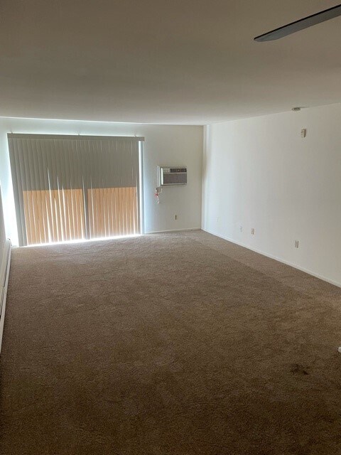 Building Photo - 2321 Traceway Dr