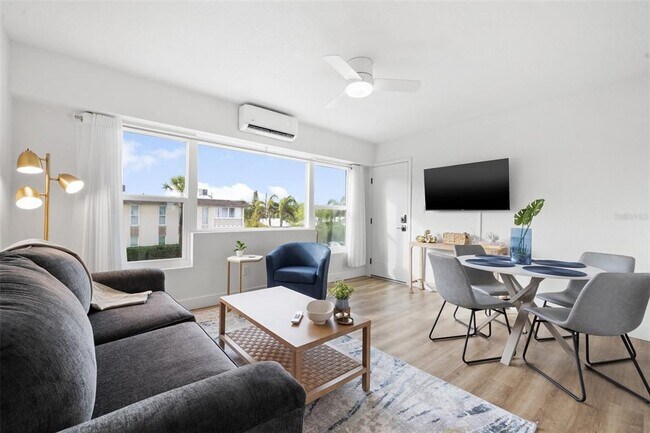 Foto del edificio - 650 70th Ave