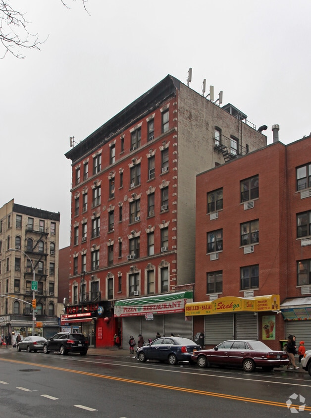 Building Photo - 201 Madison St