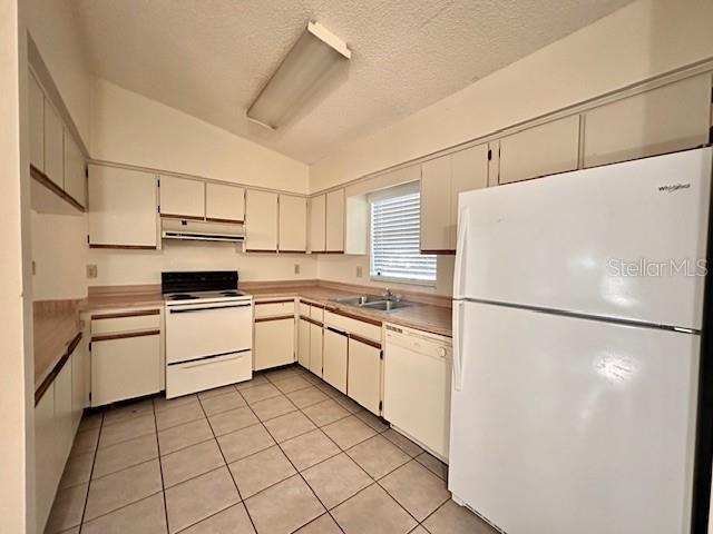 Building Photo - 32801 Lake Square Ct