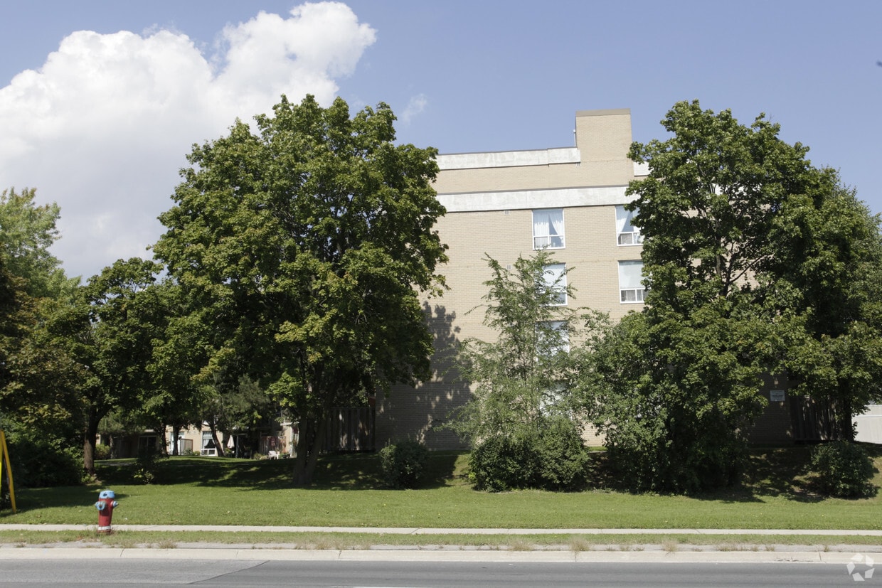 Building Photo - Rosetown Seniors Apartments