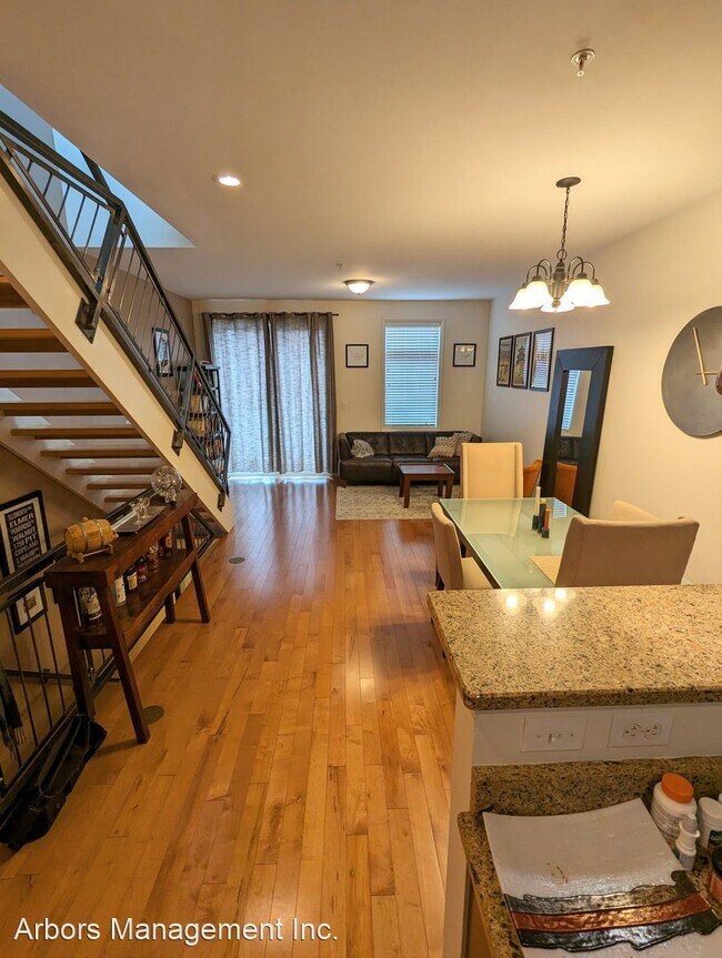 Building Photo - 2 br, 1.5 bath House - 3657 Penn Avenue