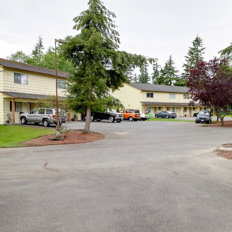 Building Photo - Meadowdale Townhouses