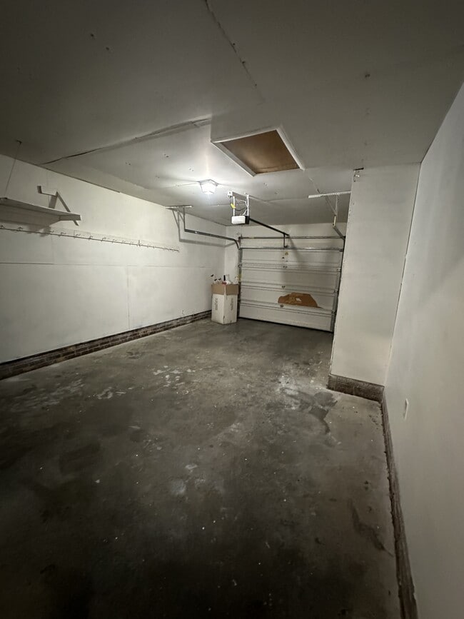 Building Photo - 7882 Uriah Dr