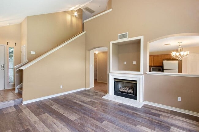 Building Photo - 1810 W Pflugerville Pkwy