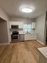 Building Photo - 1200 NW 32nd St