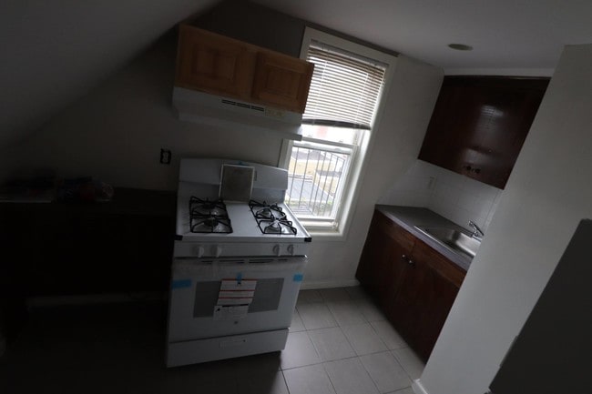 Building Photo - 1401 73rd St