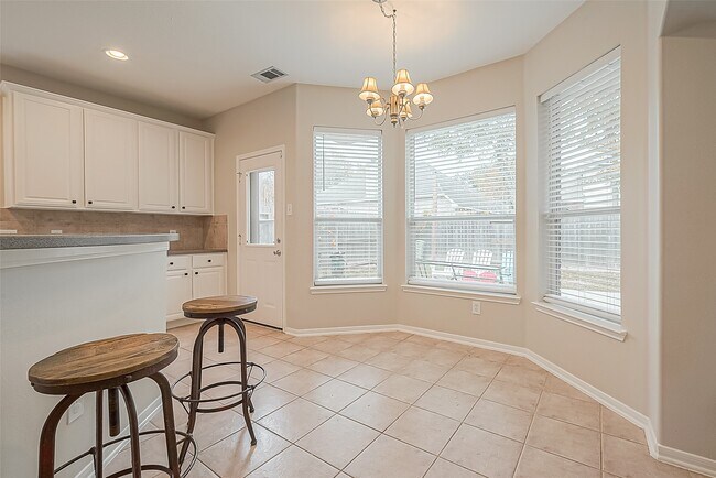 Foto del edificio - 4202 Stone Oak Ct