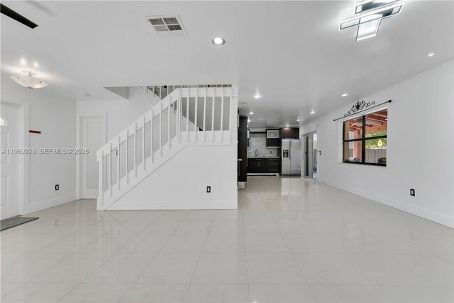 Building Photo - 9646 SW 151 Ave