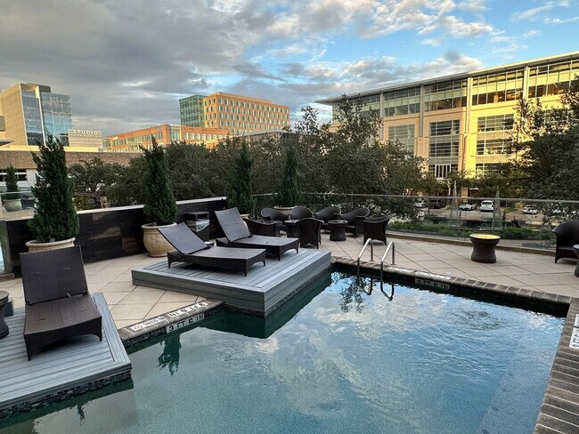 Foto del edificio - 791 Town and Country Blvd