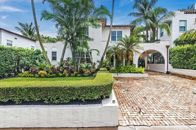 Foto del edificio - 710 Claremore Dr