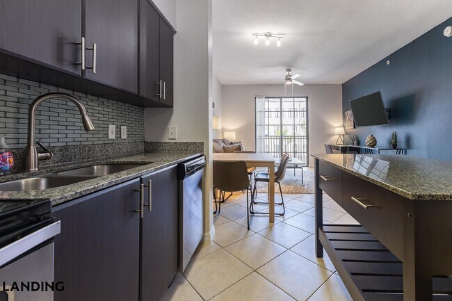 Foto del edificio - 11575 City Hall Promenade