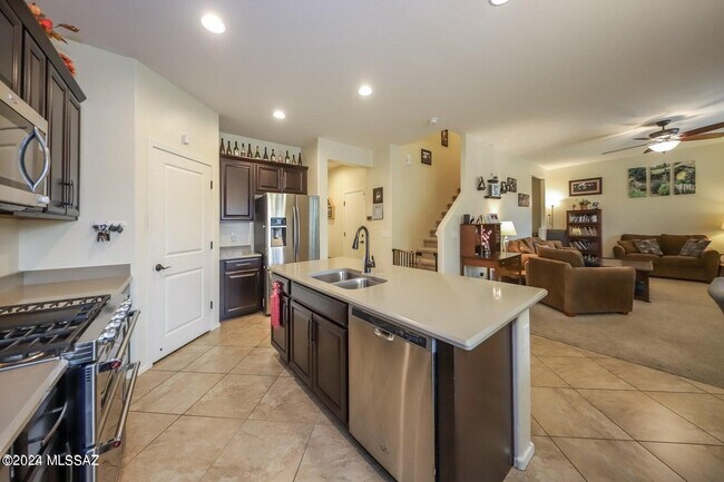 Building Photo - 6687 E Via Boca Grande