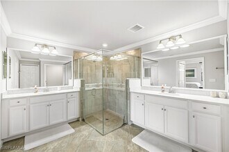 Building Photo - 17251 Cherrywood Ct