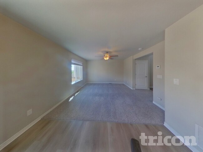Foto del edificio - 10865 Aliso Dr