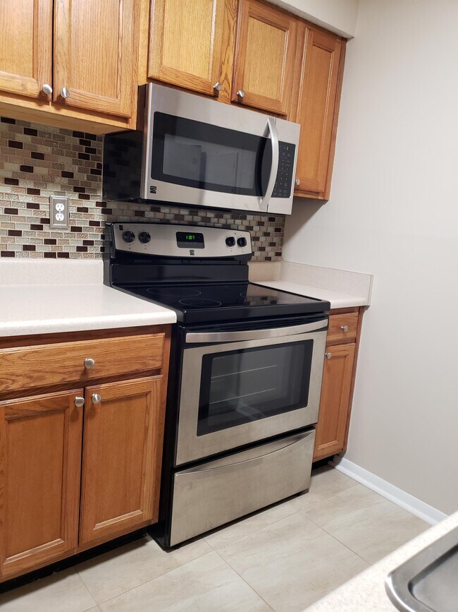 Foto del edificio - 1545 Terrell Mill Pl SE