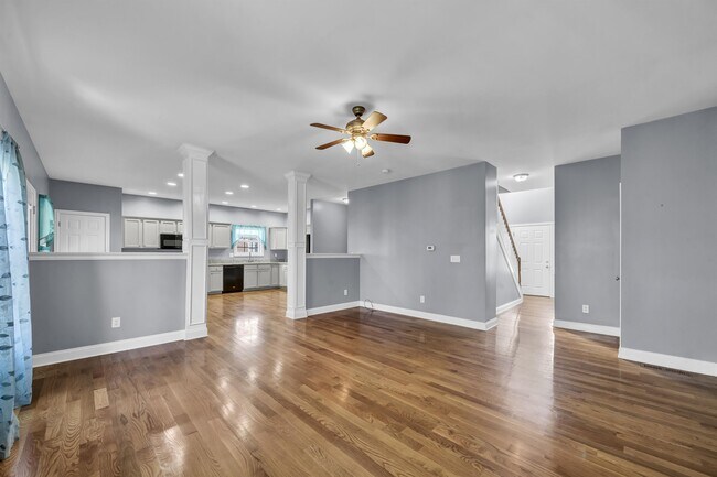 Foto del edificio - 101 Hidden Paddock Ln
