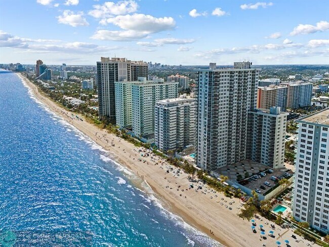 Building Photo - 3500 Galt Ocean Dr