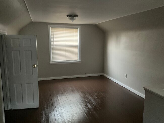 Foto del edificio - 18060 Runyon St